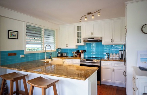 Pupukea House | Tropical Paradise Getaway! Ocean Views and located to many beaches and shops