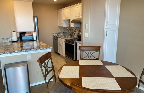 Honalo Condo | Very clean, 2 King Beds, Golf Clubs, Tennis, Luxury Ocean View Condo,Kona-Honalo