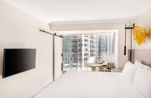 Waikiki Resort | Waikiki | Harborfront Getaway | Pool & Marina | 1BR