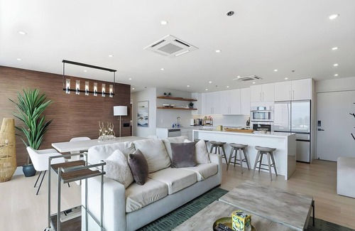 Waikiki Condo | Waikiki, Ilikai, Spacious 4 BR, Oceanfront, Sleeps 12