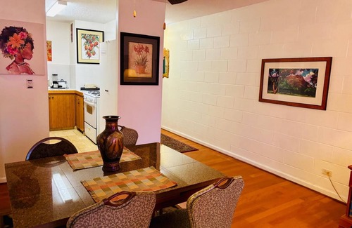 Waikiki Apartment | ~Waikiki~ LOWEST RATES IN AREA ~ 2 Bedroom ~ Fully Furn ~ Blocks to Beach ~