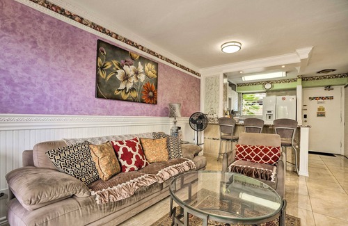 McCully - Moiliili Condo | Waikiki: Walking Distance 30 Night Minimum