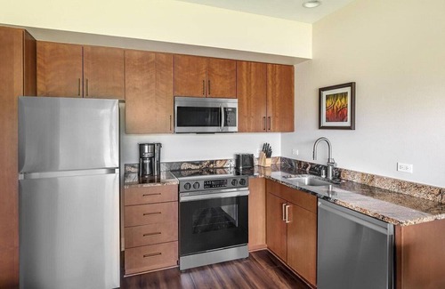 Waikoloa Condo | Waikoloa | Couples Island Retreat | Pool & Resort