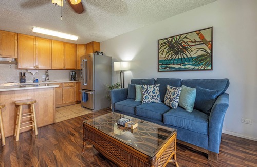 Kihei Condo | Waiohuli Beach Hale #C-211 Oceanfront Ocean View 2Bd/2Ba Full A/C, Sleeps 6