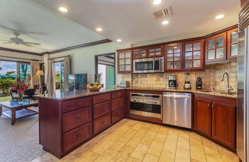 Wailua Condo | Waipouli Beach Resort & Spa Ocean & Pool Ground Floor in H Building! Sleeps 8