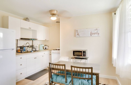 Hilo Condo | Walk to Downtown Hilo: Condo w/Pool Access!