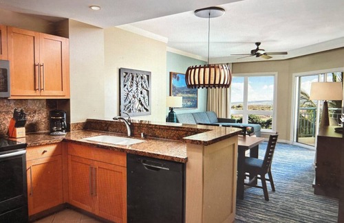 Historic Lahaina Front Street Hotel | Westin Ka'anapali Ocean Villas 2 bedroom Full Access Resort Dec. 26-Jan. 2,2027