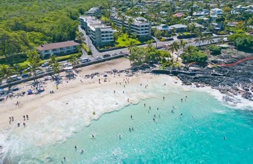 Kahaluu Bay Apartment | Winter Getaway - Prime Location - at Magic Sands Beach