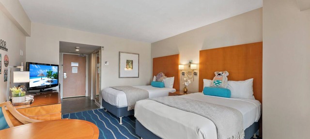 15th floor studio with 2 full size bed at Ala Moana Hotel