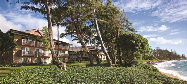 2 Bedroom Oceanfront Kapa'a Suite
