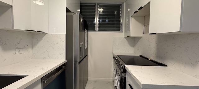 2-bedroom1.5bath apartmentNearWaikikiBeach /Close to Hospital&Schools
