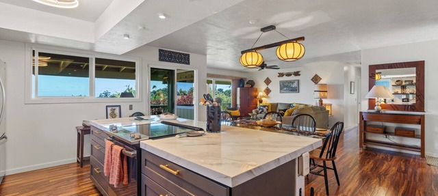 2 Mi to Hana Hwy: Haiku Home w/Ocean Views!