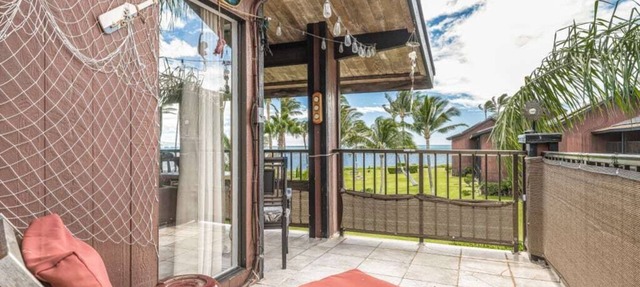 2BR Ocean Views W/Large Lanai - Molokai Shores