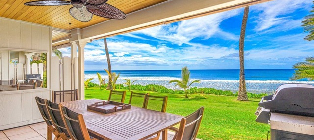 3BD Oceanfront Townhome, Lanai, Lawn & Sunset Views - Puamana 254-2