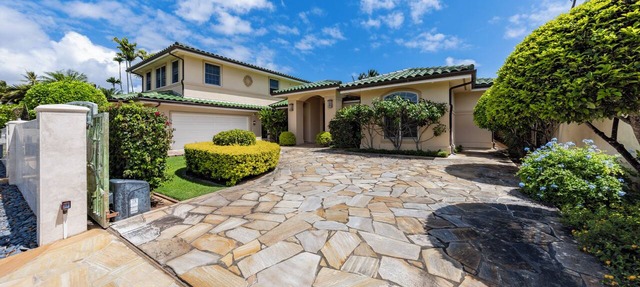4 Bedroom Beautiful Home in Kahala