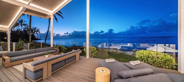 5 Bedroom 6 Bath Luxury Home on The North Shore