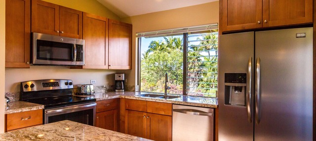 5D - 2 Minute Walk to the beach/main pool, well-equipped, see reviews!