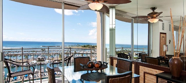 Absolutely Oceanfront - Amazing view- Full Kitchen- full disability access.