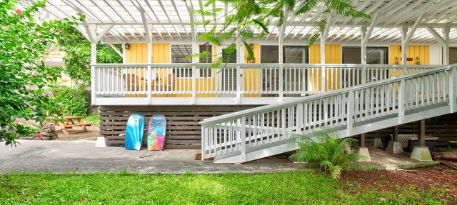 Adorable Guest Cottage with Lanai -sleeps 3