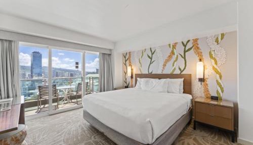 Ala Moana Hotel 1626 one bedroom w King bed