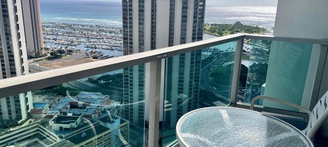 Ala Moana Hotel 31st floor