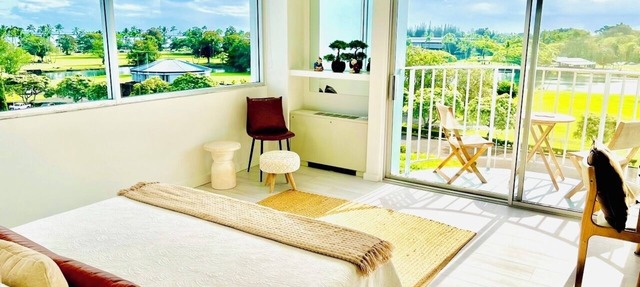 Amazing Ocean & Park Views - Pool & AC