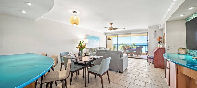 Aston Waikīkī Beach Tower by Gather 2BR Condo w/Oceanview, Pool & Lanai