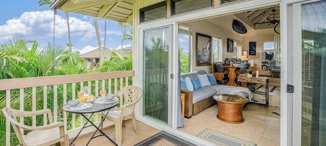 August Sale - Princeville Corner Studio with Fast WiFi, Mountain Views & Pool
