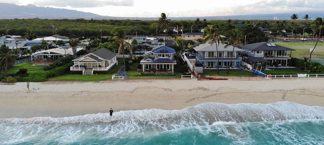Awesome Beach House. Located On The Beach! The Sand is our Back Yard!