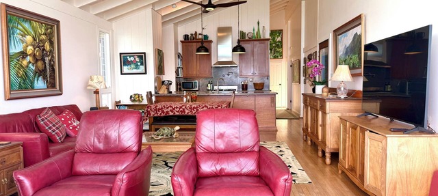 BEACH FRONT ESTATE SANDY BEACH Heated Saline Pool/SPA 360 Views: Please Inquire