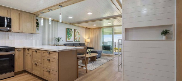 Beachfront Condo with Stunning View