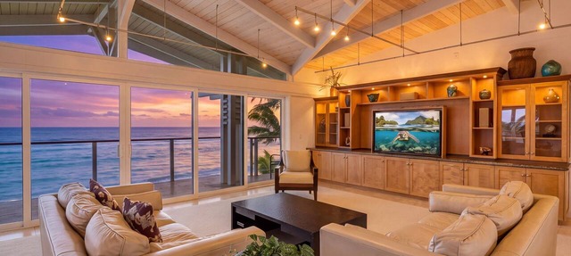 Beachfront North Shore Oahu Estate | Sunset Beach