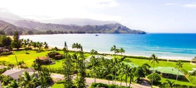 Beachside Getaway on Hanalei Bay the Island of Kuaui, Hawaii