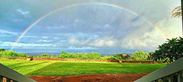 Beautiful Ocean View 4-Bedroom Home Kailua-Kona
