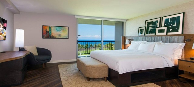 Big Island Ocean Tower Stay with Partial Ocean View, Pools & Waikoloa Resort Fun