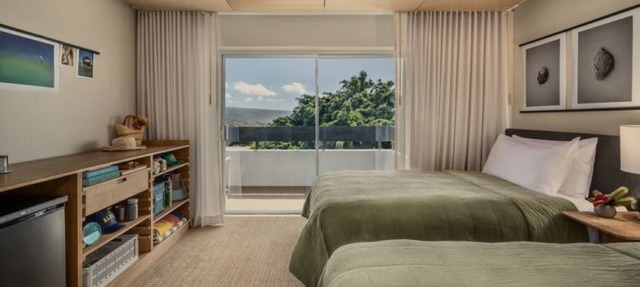 Bikes by Day, Stars by Night—Island-Modern Stay with Pool & Perks l 2 Rooms