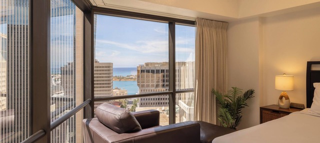 Bishop Suites Downtown Honolulu by Castle, 1-Bedroom Ocean View Suite