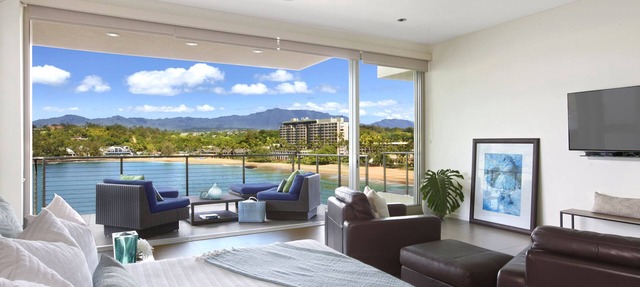 Breathtaking Oceanfront Suite @ Kalapaki Bay