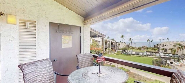 Bring the Dog to a Kihei Condo with Pool & Tennis