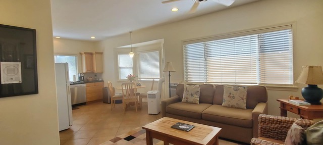 Charming 1-bedroom apartment in tranquil Paia-Kuau with AC