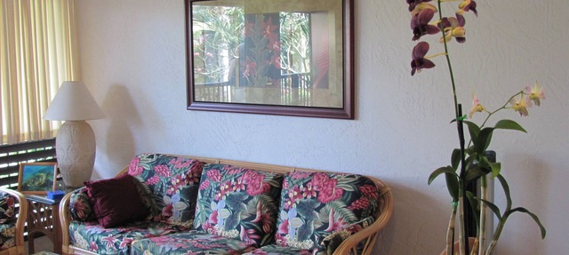Charming 1-bedroom condo with beautiful ocean and sunrise views