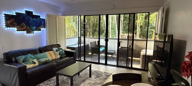 Cozy 2br 1ba Apt in Waiakea Villas with work space