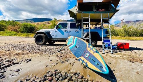 Embark on a journey through Maui with Aloha Glamp's jeep and rooftop tent allows you to discover diverse campgrounds, unveiling the island's beauty from unique perspectives each day