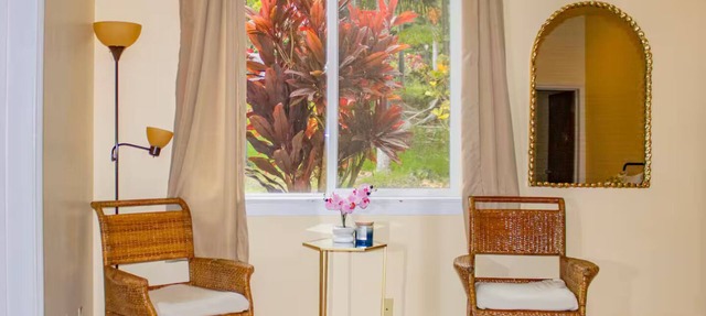 Family Retreat Near Akaka Falls – Sleeps 7 & BBQ