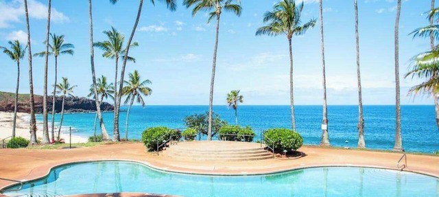 Ground-Floor Ocean-View Molokai Condo - Walk to Beach
