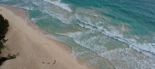 Hale Waimanalo Beachfront Home