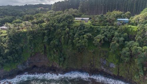 Hamakua Pukana La Hale