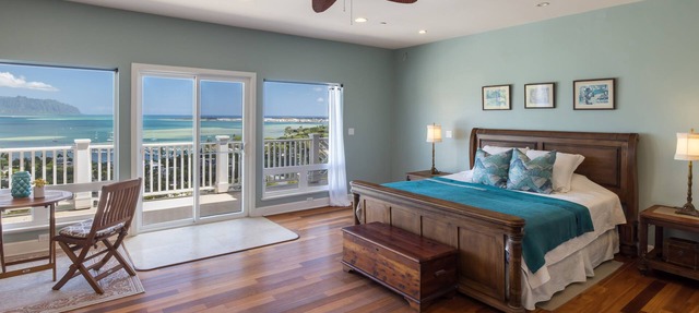Hilltop Retreat with Postcard View -- minutes to Kailua Beach