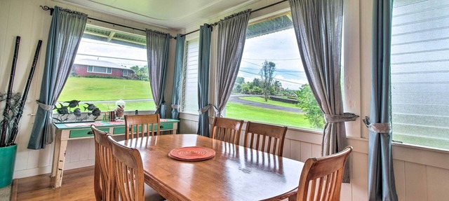 Hilo Home Base - 3 Miles to State Park & Beach!