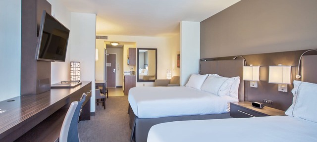 Holiday Inn Express Hotel & Suites Kailua-Kona by IHG